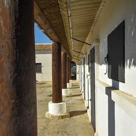 Santa Maria De Canadas * El Garrobo